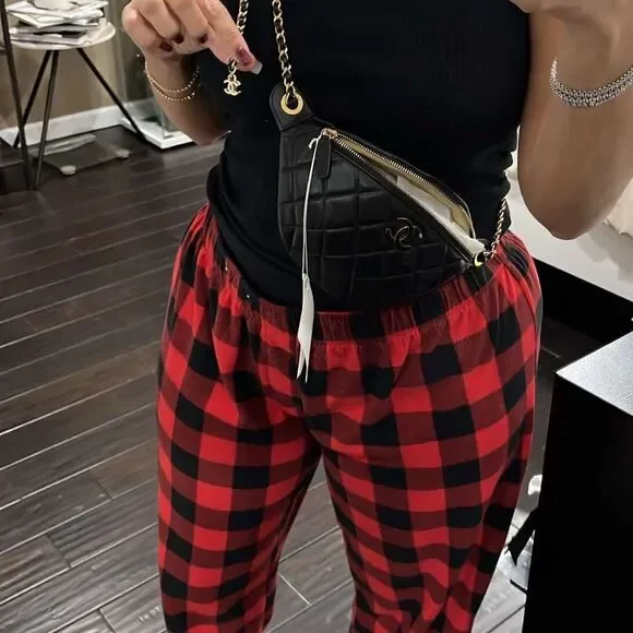 CHANEL Black Quilted Crossbody Bag - Picture 10 of 11